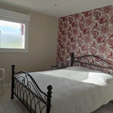 Casa de Férias Le Ch'ti 4 Saisons Maison De Avec Parking Et Jardin Saint-Omer (Pas-de-Calais)